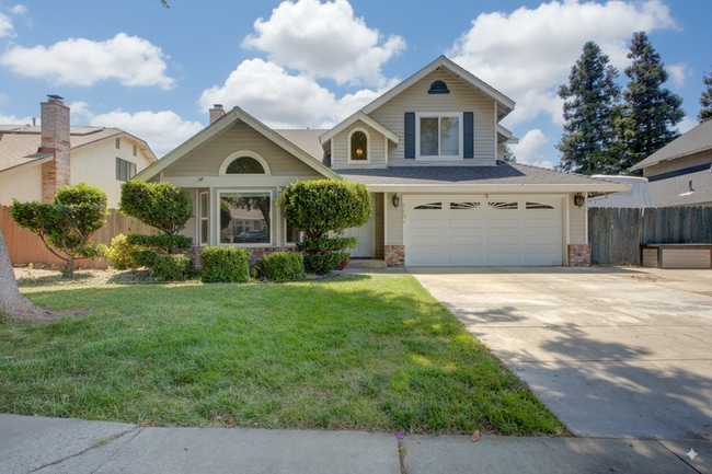 4404 Bluff Creek Dr
