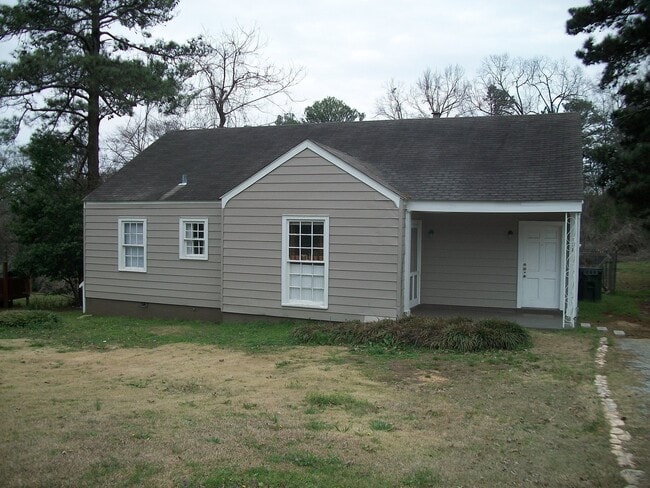 928 E Glenn Ave in Auburn, AL - Building Photo - Building Photo