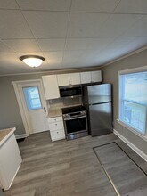 1220 Moore St in La crosse, WI - Foto de edificio - Building Photo