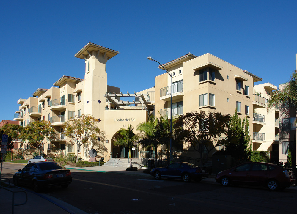 Piedra Del Sol in San Diego, CA - Building Photo