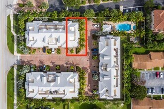 3770 County Line Rd in Tequesta, FL - Building Photo - Building Photo