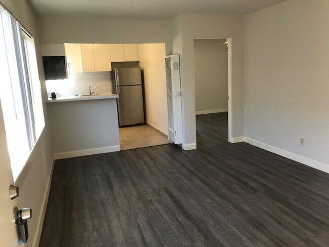 725 Ensenada Ct in San Diego, CA - Building Photo - Building Photo