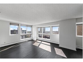 433 S 7th St in Minneapolis, MN - Building Photo - Building Photo