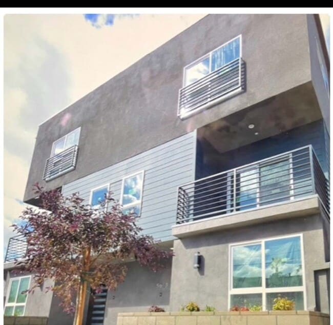 5653 Fair Ave, Unit 5653 Fair Avenue