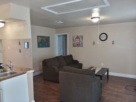 5106 Dumore Dr in Houston, TX - Building Photo