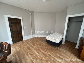 133 Essex St in Bangor, ME - Building Photo - Building Photo