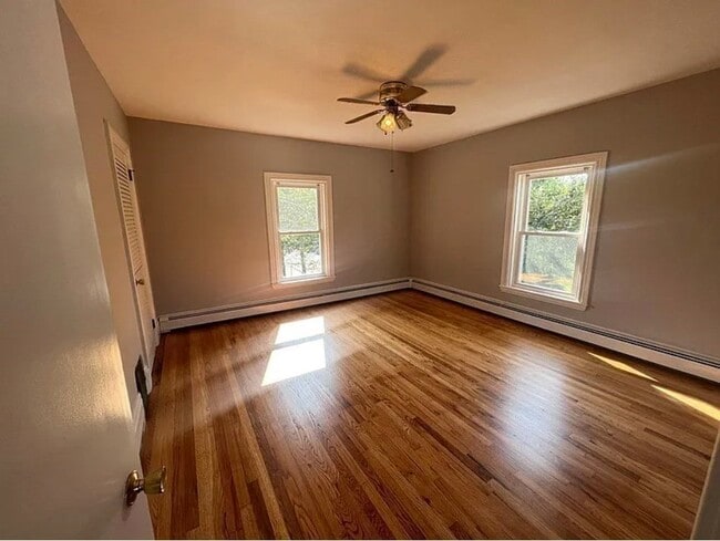 36 Lawrence St in Medford, MA - Building Photo - Building Photo