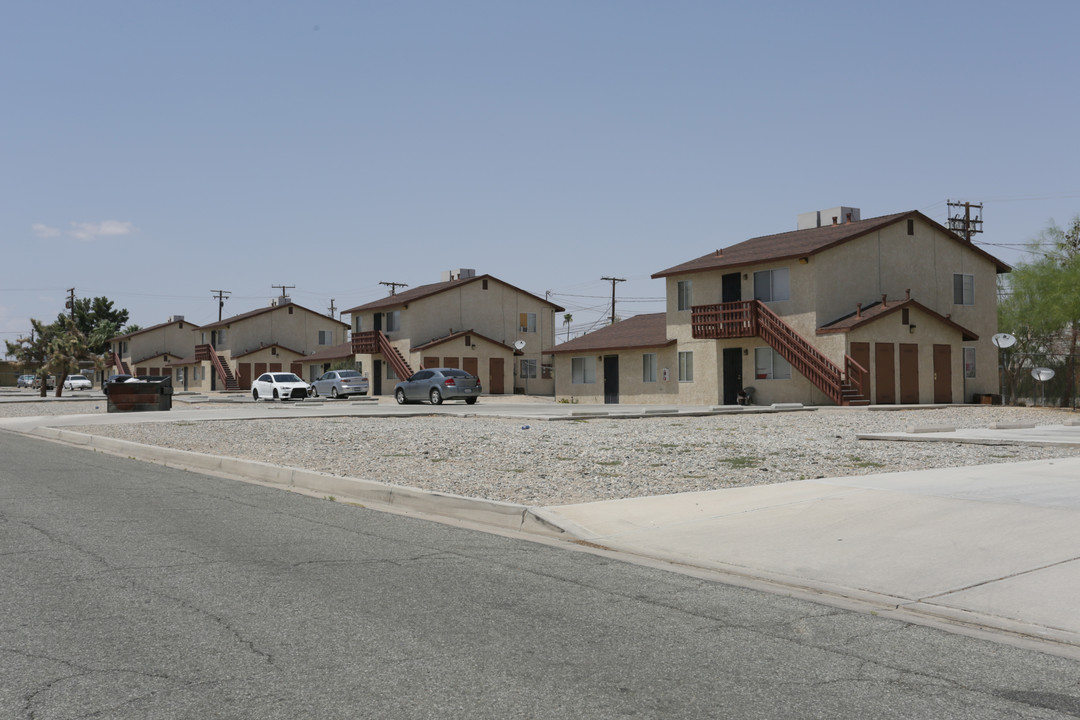 73740-73796 Cactus Dr in Twentynine Palms, CA - Building Photo