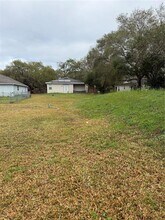 310 Grape Ave in St. Cloud, FL - Building Photo - Building Photo