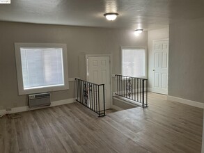 1158 West St in Pittsburg, CA - Building Photo - Building Photo