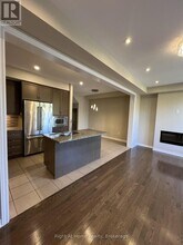 3277 Mockingbird Common in Oakville, ON - Building Photo - Building Photo
