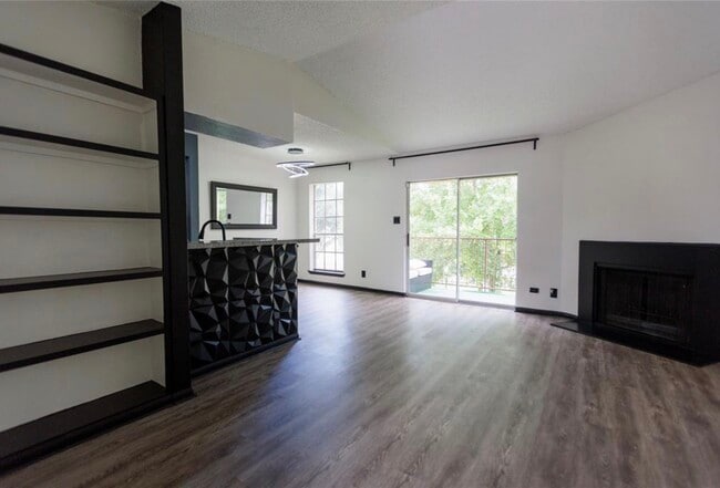 property at 2120 El Paseo St