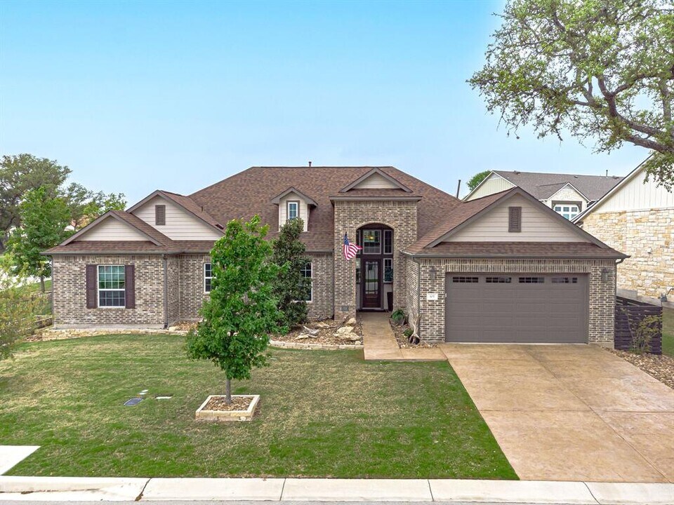 105 Cruising Oak St in San Marcos, TX - Building Photo