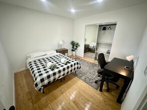 3030 Plaza St in Las Vegas, NV - Foto de edificio - Building Photo