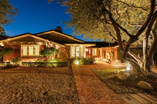 854 Guanajuato Dr
