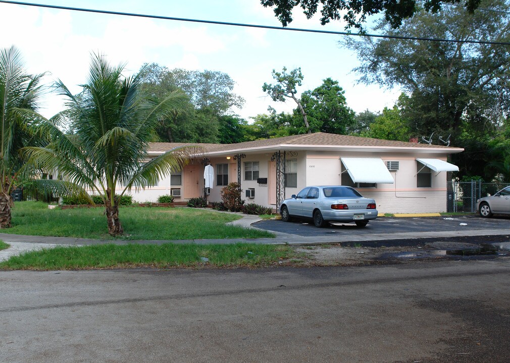 12800 NE 11th Ave in Miami, FL - Building Photo