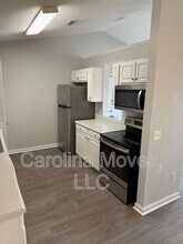 107 Pelham Square Way in Greer, SC - Building Photo - Building Photo