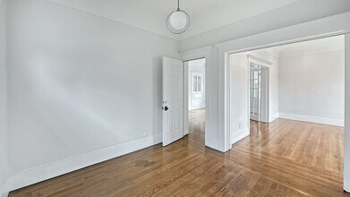 1230 10th St in Oakland, CA - Building Photo - Building Photo