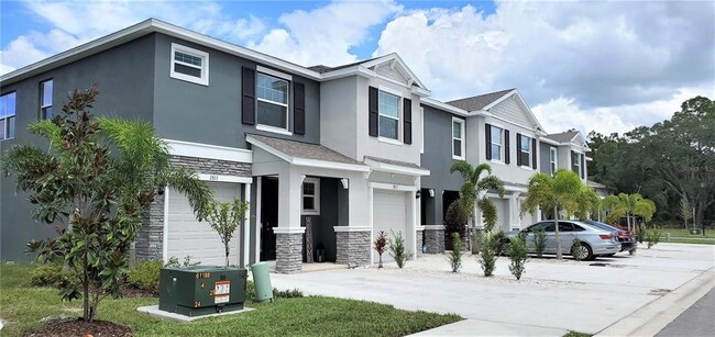 2853 Midnight Pearl Dr in Sarasota, FL - Building Photo - Building Photo