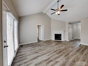 989 Chesire Way in Gallatin, TN - Building Photo - Building Photo