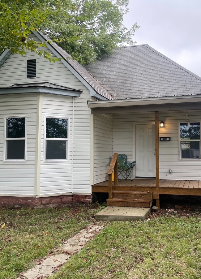 property at 2026 S Joplin Ave