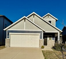 2234 Clf Spgs Dr in Heartland, TX - Building Photo