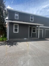 2141 SW Quartz Ave in Redmond, OR - Building Photo - Building Photo