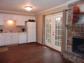 2114 S Birmingham Ct in Tulsa, OK - Building Photo - Building Photo