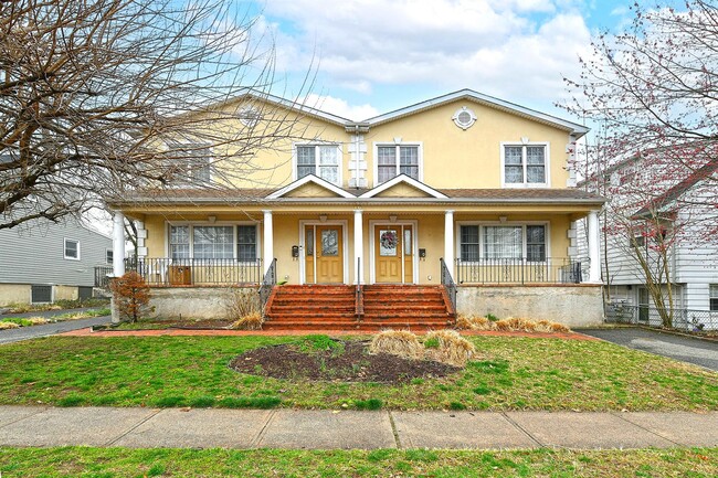 property at 16 Inwood Rd