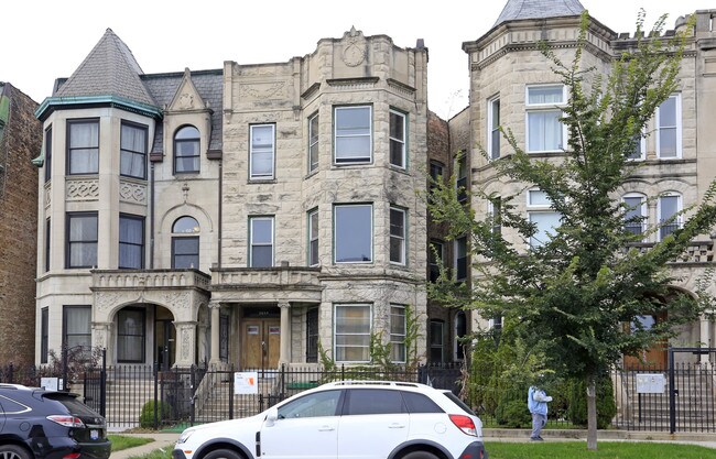 4732 S Prairie Ave in Chicago, IL - Building Photo - Building Photo