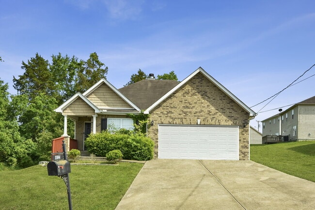 property at 1104 Modesto Ct