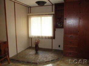 11753 Onsted Hwy in Brooklyn, MI - Foto de edificio - Building Photo