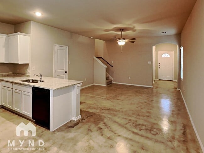 8727 Key Windy Way in Converse, TX - Building Photo - Building Photo