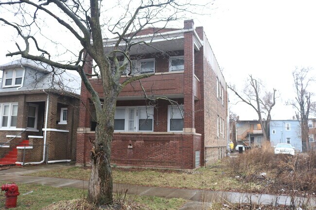 760 S Kilbourn Ave-Unit -1 in Chicago, IL - Foto de edificio - Building Photo