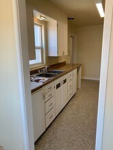 203 8th St in Myrtle Point, OR - Building Photo - Building Photo