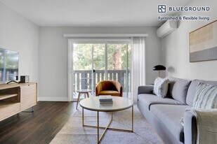 655 S Fair Oaks Ave in Sunnyvale, CA - Building Photo