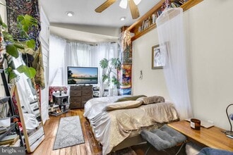 858 N 25th St in Philadelphia, PA - Building Photo - Building Photo