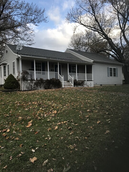 151 Murray Ave in Goshen, NY - Building Photo
