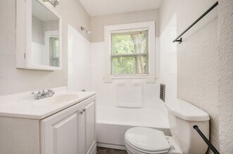 5409 The Paseo in Kansas City, MO - Building Photo - Building Photo