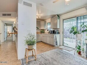 3033 N Cherry Ave, Unit 3033 in Tucson, AZ - Foto de edificio - Building Photo