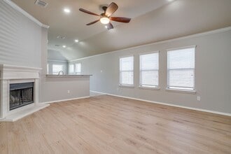 11608 Champion Creek Dr in Frisco, TX - Building Photo - Building Photo