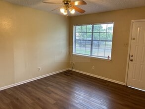 821 Michelle Dr in Copperas Cove, TX - Building Photo - Building Photo