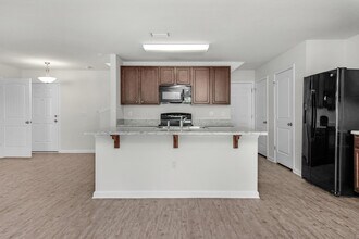 5864 Magnolia Bend Blvd in Milton, FL - Building Photo - Building Photo