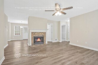 282 Seals Dr in Dallas, GA - Foto de edificio - Building Photo