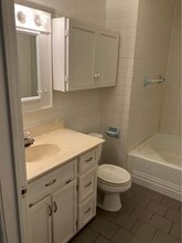 5347 10th St, Unit 1 in Zephyrhills, FL - Building Photo - Building Photo