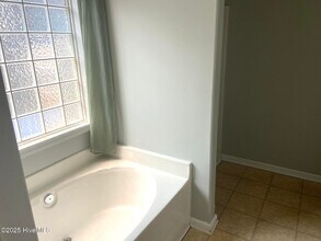 5328 Sun Coast Dr in Wilmington, NC - Building Photo - Building Photo