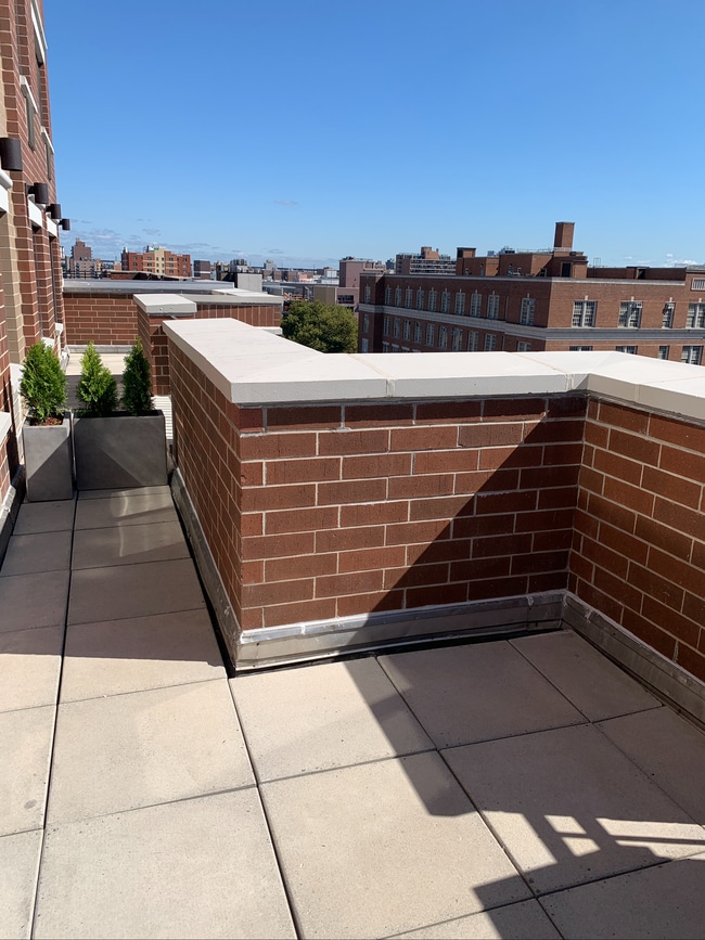 3212 23rd St, Unit 3 in Astoria, NY - Building Photo - Building Photo