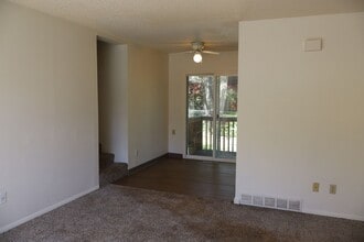 1032 E Prospect Rd in Fort Collins, CO - Building Photo - Building Photo