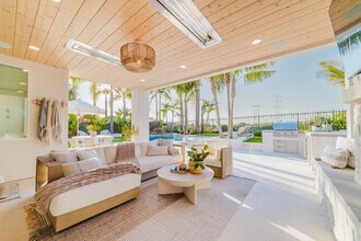 1358 Nightshade Rd in Carlsbad, CA - Building Photo - Building Photo