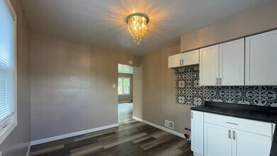 5908 N 37th St in Milwaukee, WI - Building Photo - Building Photo